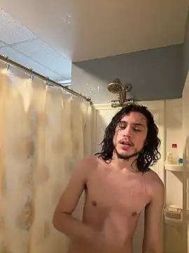 wecrulb online show from February 19, 6:37 pm