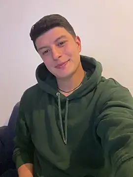 Goldenknight33 online show from March 27, 9:49 pm