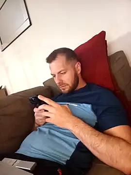 cheekycherryx online show from March 26, 12:59 am