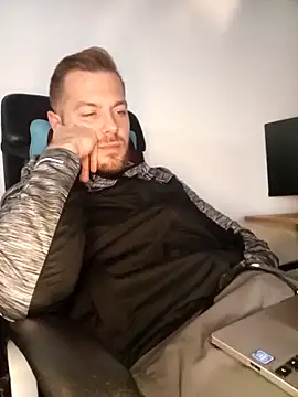 cheekycherryx online show from March 27, 12:59 am