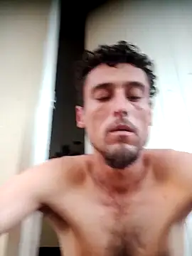 Reeiee online show from March 19, 9:29 pm