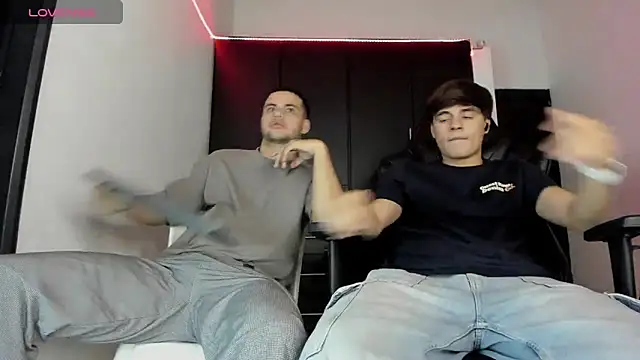 Liam Mateo online show from January 16, 4:26 am