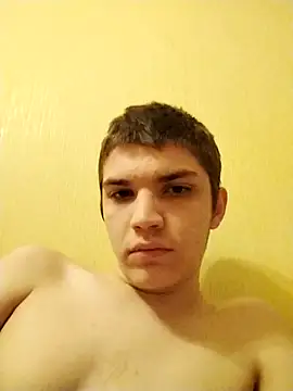 BradPierce online show from January 11, 2:26 am