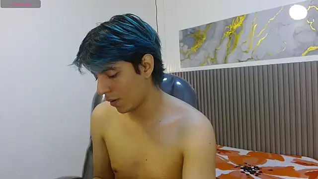 CodyTaylor  online show from December 18, 12:56 pm