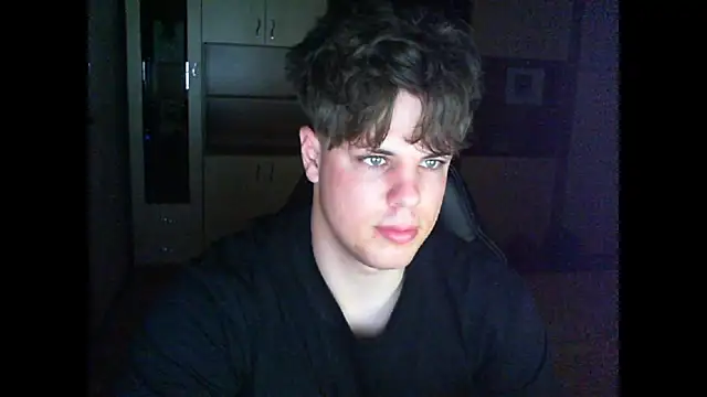 GymGuy0505 online show from May 3, 12:02 am