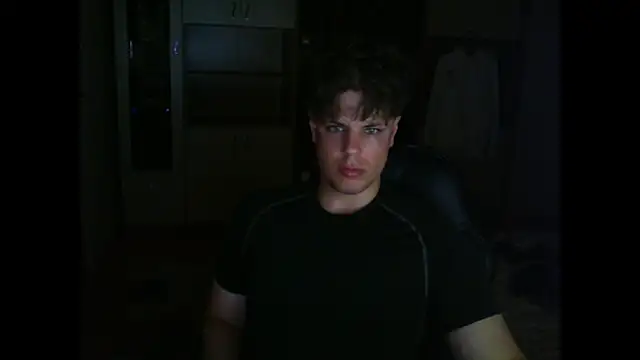 GymGuy0505 online show from May 5, 10:54 pm