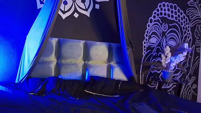 MagnusKnight  online show from March 26, 9:19 pm