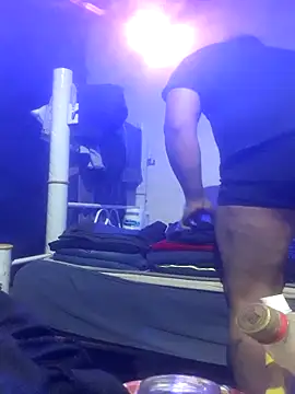 BiSexyCouple online show from December 20, 2:51 am