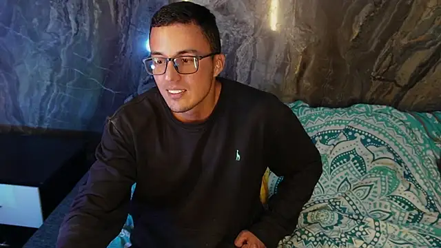 Sebas Gerrero online show from December 23, 2:09 am