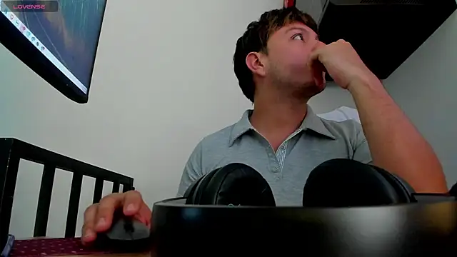 thiago duval online show from February 5, 10:06 pm