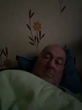 csikar online show from April 26, 3:15 am