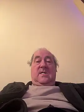 csikar online show from February 9, 6:01 pm