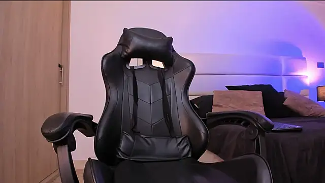 TonnieViera online show from January 31, 10:08 pm