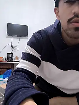 twinkarabboy online show from April 6, 3:13 pm