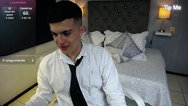 massimo greco  online show from January 17, 8:44 pm