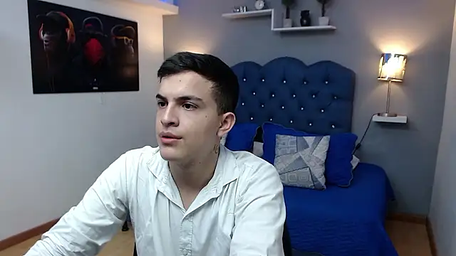 massimo greco  online show from January 31, 9:02 pm