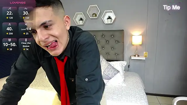 massimo greco  online show from January 16, 8:33 pm