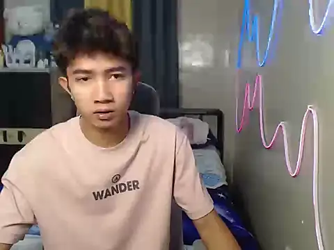 Ur hottestjonny online show from June 17, 10:44 pm
