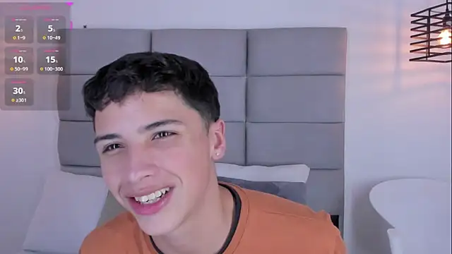 JoshClaarktt online show from April 22, 4:08 am