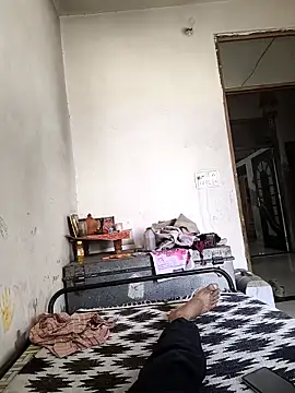 Niteenku online show from April 12, 9:22 am