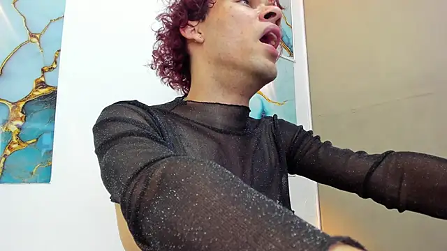 TAYSON SCOTT online show from March 18, 2:42 pm