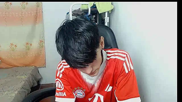 Sweett Boyy online show from December 19, 12:29 am