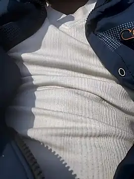 susuadult online show from January 14, 8:30 am