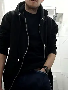 CrookedBunk3527 online show from January 15, 5:33 am