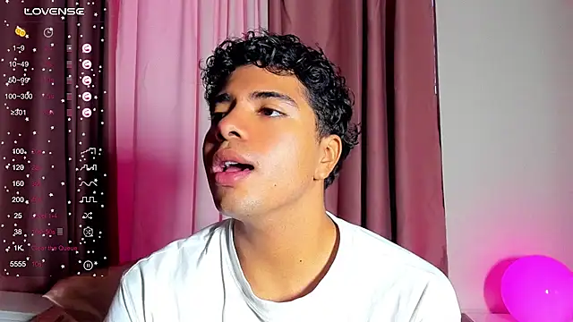 cherry blossom77 online show from January 18, 2:08 pm