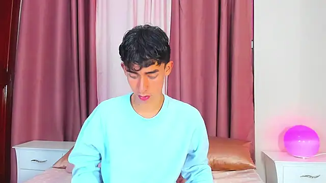 starboyy 77 online show from January 12, 1:26 pm