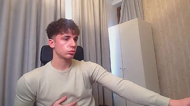 KellenWest online show from February 26, 11:44 am