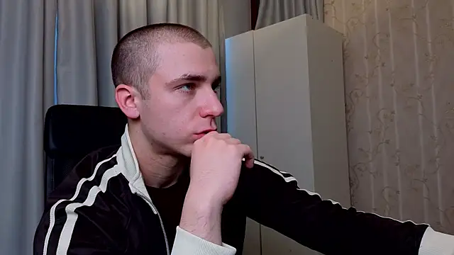 KellenWest online show from April 5, 4:31 am