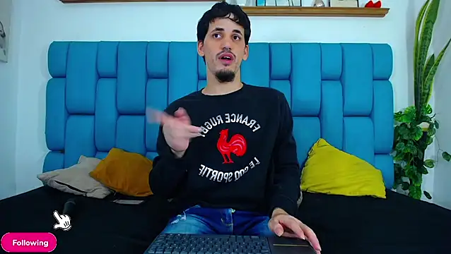 boy Dirty X online show from April 18, 5:20 am