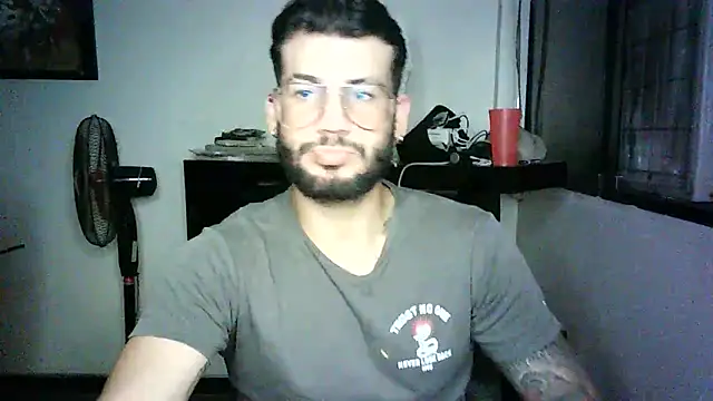 thedragonboyxxx online show from March 17, 1:31 am