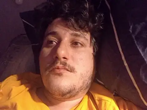 damslebambou1 online show from January 17, 2:47 am