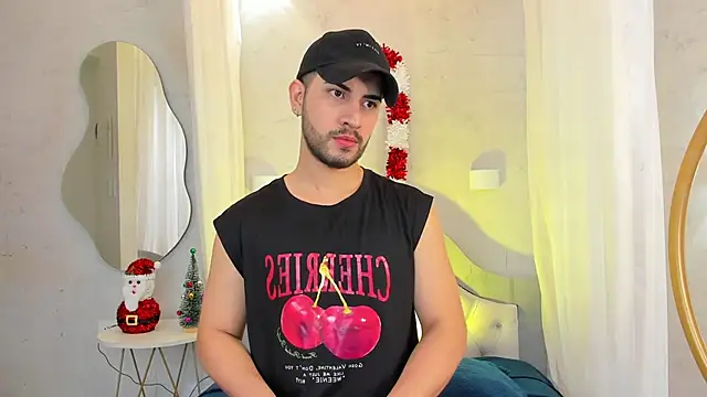 Noah Prince10 online show from December 21, 7:33 pm