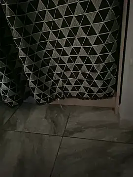 Miguel 667 online show from April 28, 11:48 am