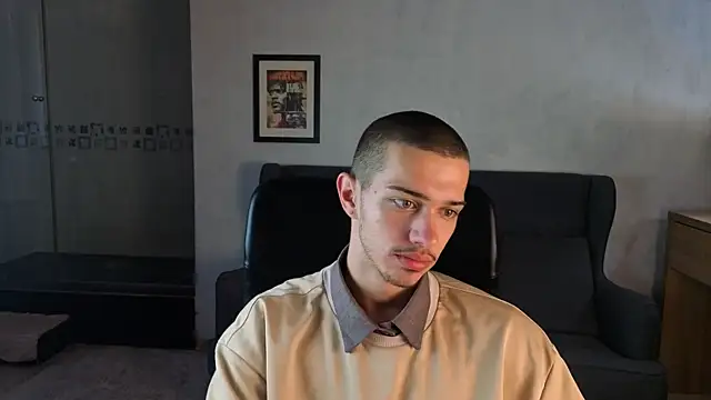 KaydenDrew online show from April 19, 4:12 am