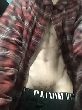 sk8-boy online show from April 25, 3:53 pm