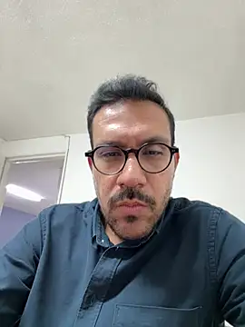 AdrianGarcia89 online show from April 9, 1:58 am