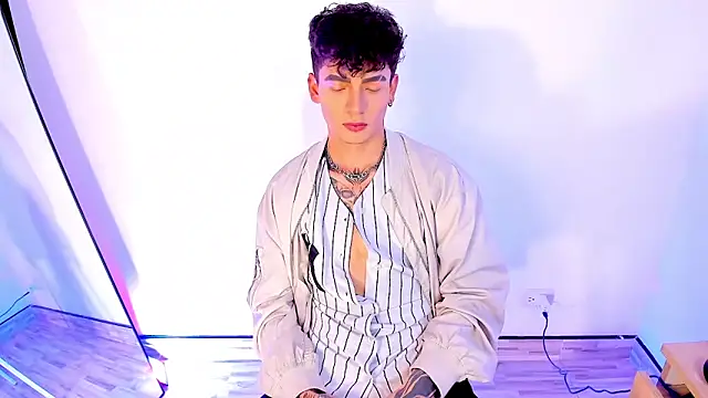 Axel InkShade  online show from January 12, 1:31 am