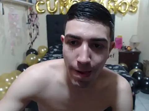 thiago collins9 online show from January 5, 8:12 pm