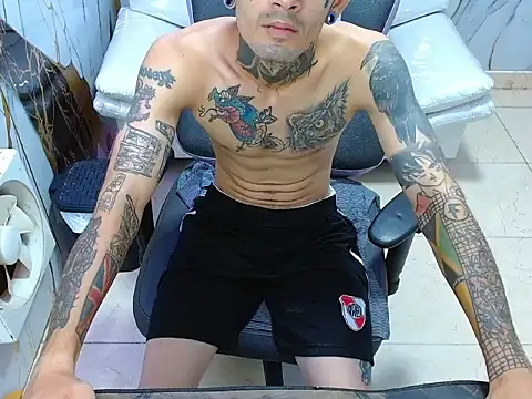 Boy tatto77 online show from March 28, 12:49 pm