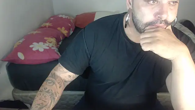 drlluis online show from March 22, 12:15 am