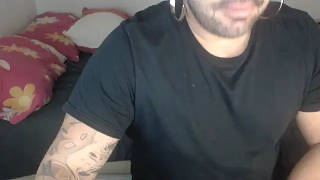 drlluis online show from April 2, 10:56 am