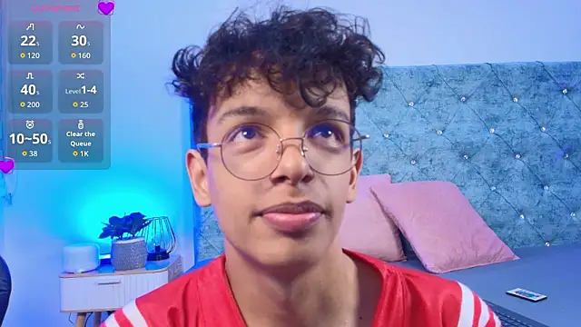 maxfrost 1 online show from January 31, 7:34 pm