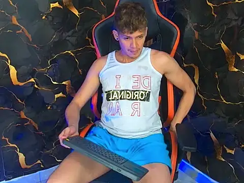 davilap toyboy online show from January 17, 11:35 am