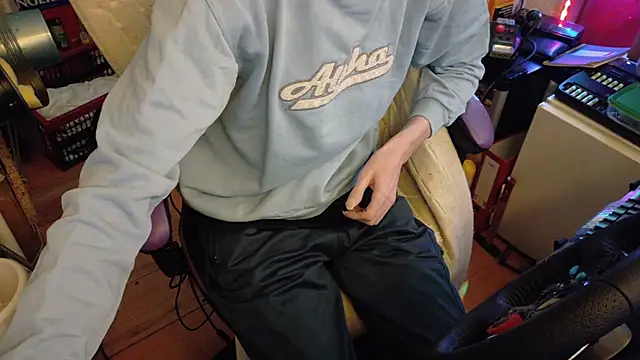 Gay-Versaut online show from February 16, 7:45 pm