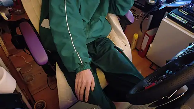 Gay-Versaut online show from February 5, 9:00 pm