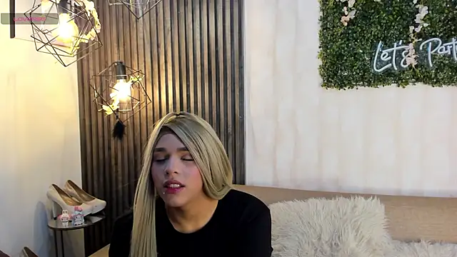 melody pons online show from February 6, 8:50 pm